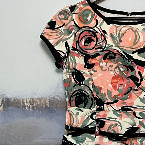 MADISON LEIGH Abstract Floral Sheath Dress Size 6 Belted Midi Stretch Cap Sleeve - Picture 5 of 13